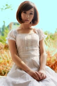 何曼婷
